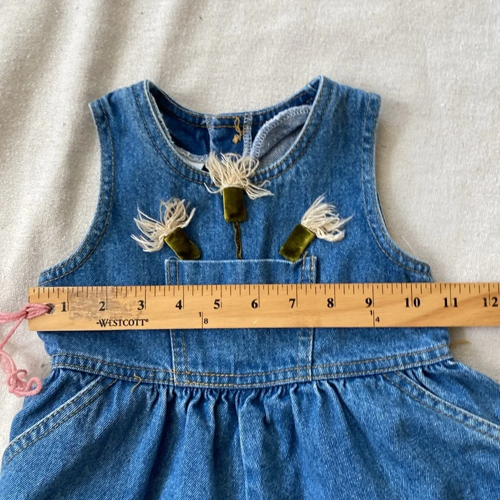 Vintage adorable gathered